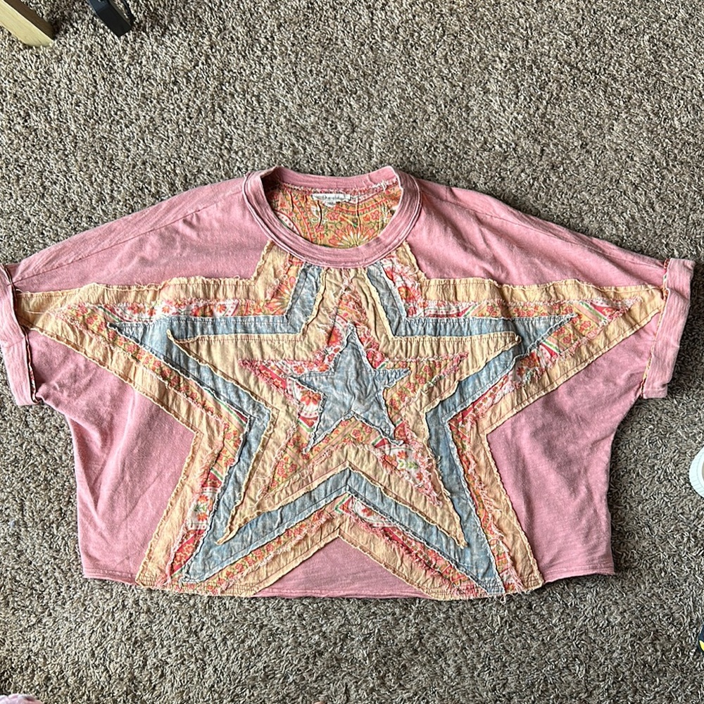 Oli & Hali oversized crop embroidered tee